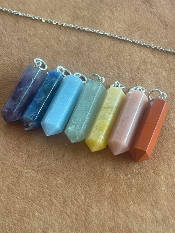 Set van 7 edelsteen tote chakra hangers